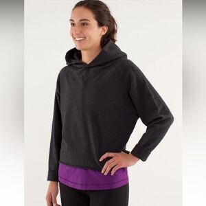 Lululemon Please Me Pullover
Heathered Black